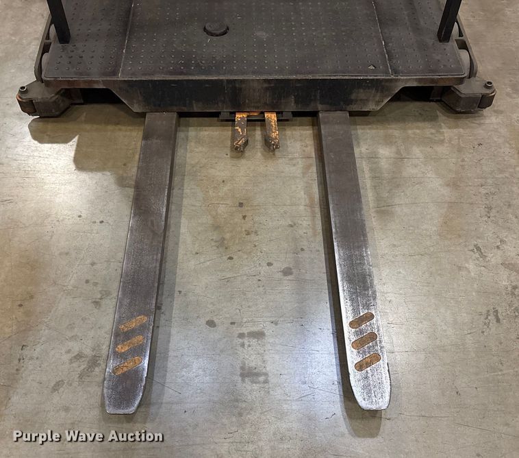 image for item EU4540 2017 Crown SP4050-30 order picker