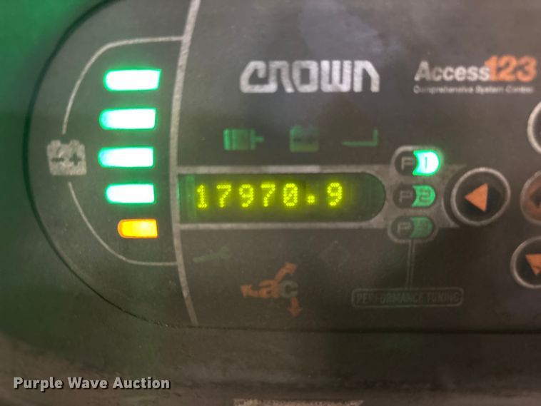 image for item EU4540 2017 Crown SP4050-30 order picker