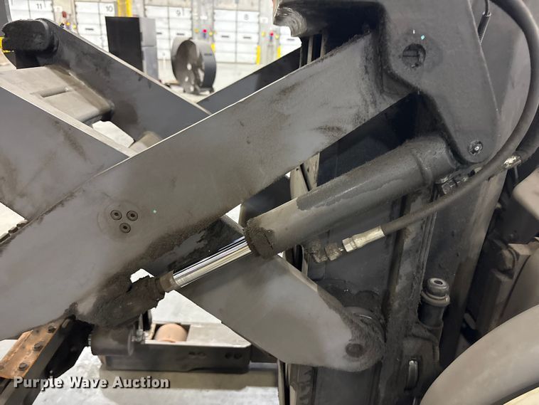 image for item EU4541 2019 Crown RM6095S-45 reach truck