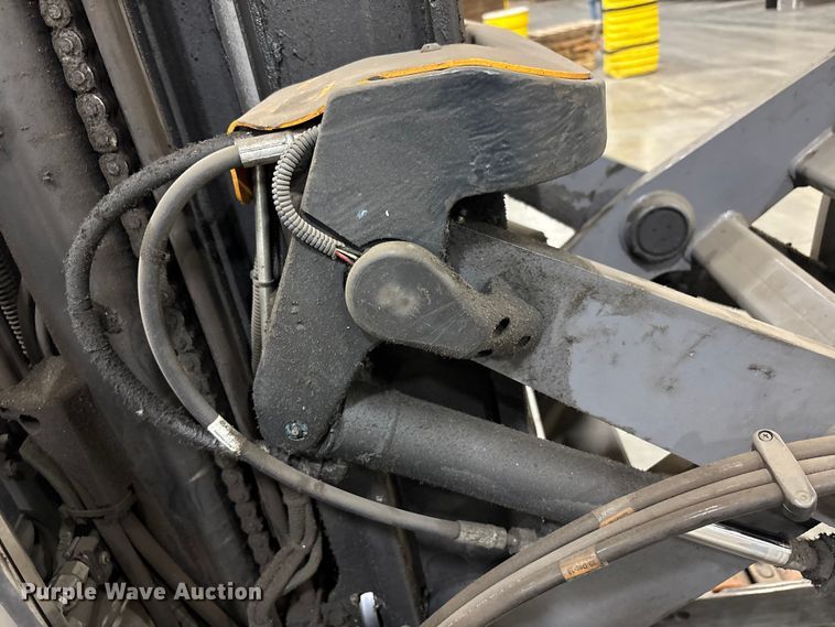 image for item EU4541 2019 Crown RM6095S-45 reach truck