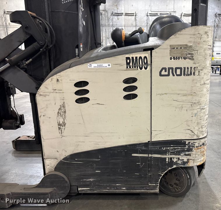 image for item EU4541 2019 Crown RM6095S-45 reach truck