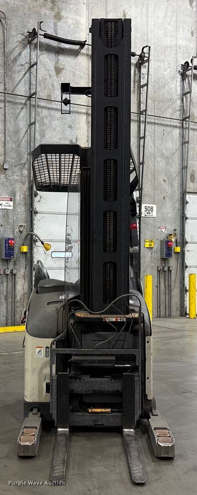 image for item EU4542 2019 Crown RM6095S-45 reach truck