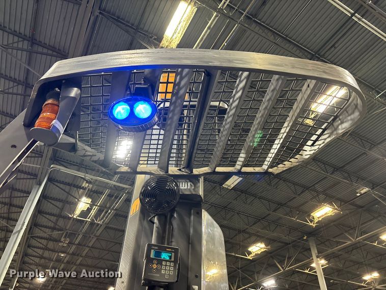 image for item EU4542 2019 Crown RM6095S-45 reach truck