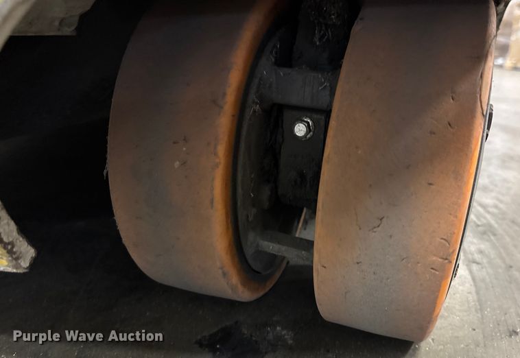 image for item EU4542 2019 Crown RM6095S-45 reach truck