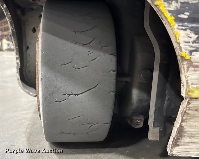 image for item EU4542 2019 Crown RM6095S-45 reach truck