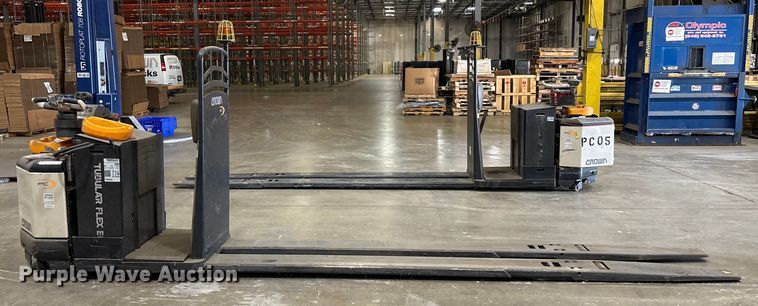 image for item EU4544 2020 Crown PC4500-80 pallet jack