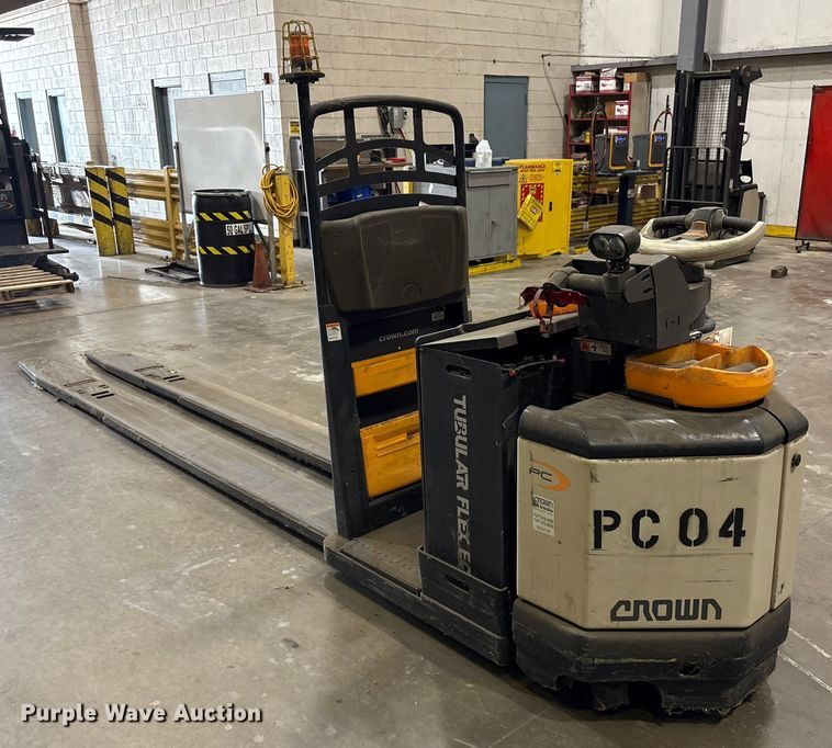 image for item EU4544 2020 Crown PC4500-80 pallet jack