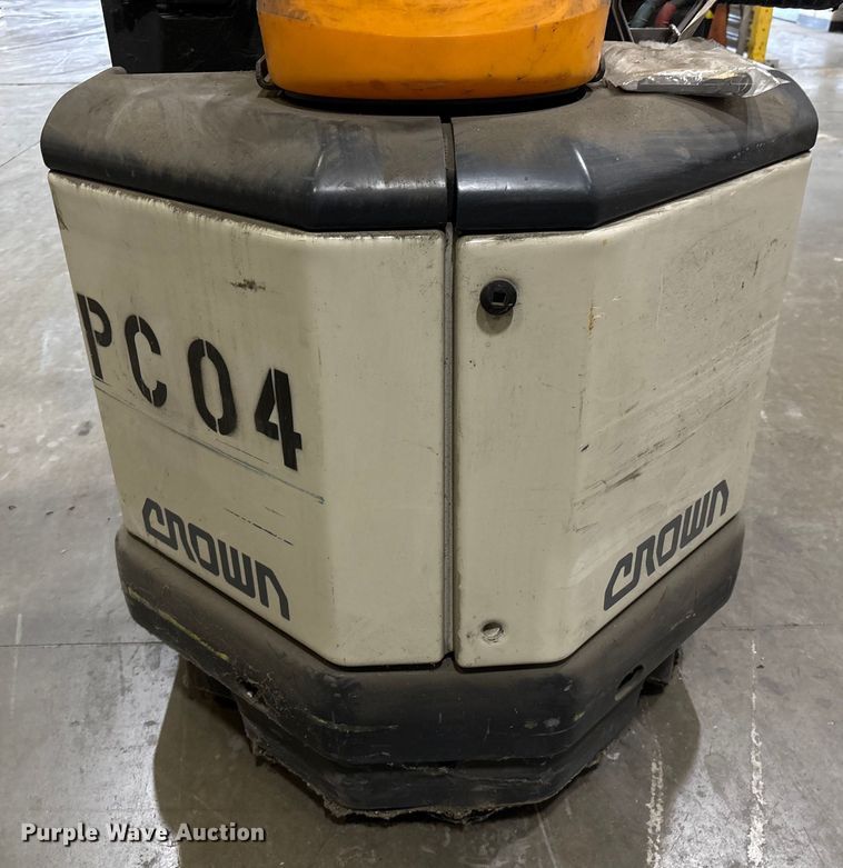 image for item EU4544 2020 Crown PC4500-80 pallet jack