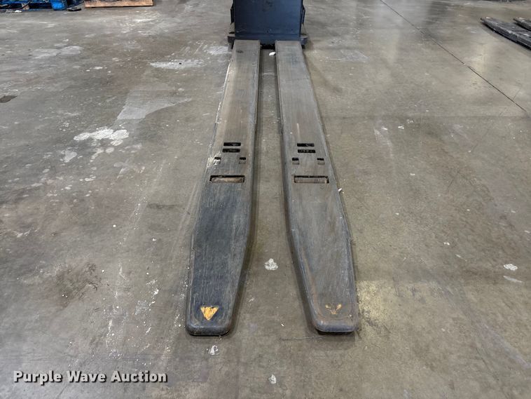 image for item EU4544 2020 Crown PC4500-80 pallet jack