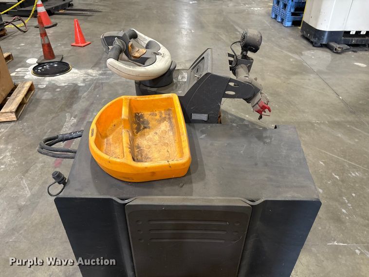 image for item EU4544 2020 Crown PC4500-80 pallet jack