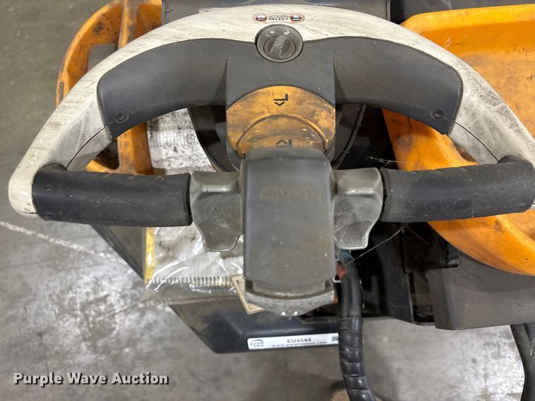 image for item EU4544 2020 Crown PC4500-80 pallet jack