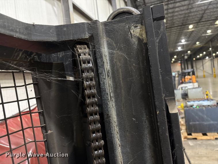 image for item EU4545 2008 Crown SH5520-40 pallet stacker