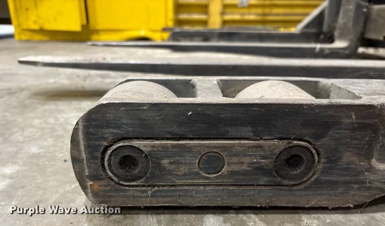 image for item EU4545 2008 Crown SH5520-40 pallet stacker