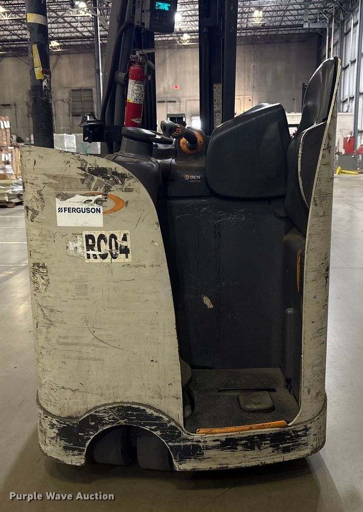 image for item EU4546 2017 Crown RC5545-45 forklift