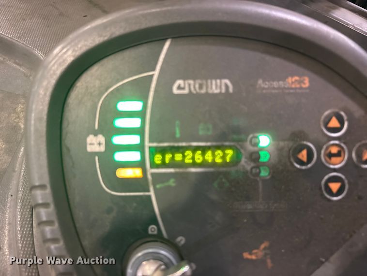 image for item EU4546 2017 Crown RC5545-45 forklift