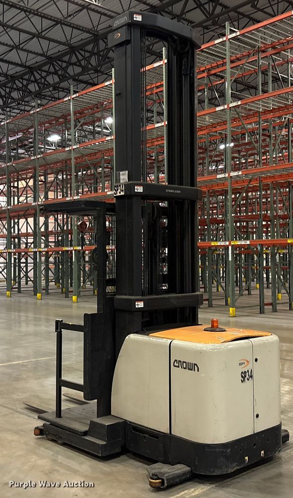 image for item EU4548 2018 Crown SP4050-30 order picker