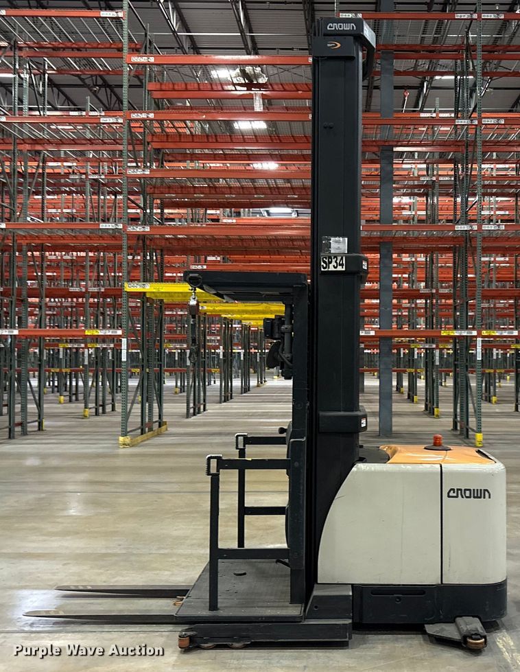 image for item EU4548 2018 Crown SP4050-30 order picker