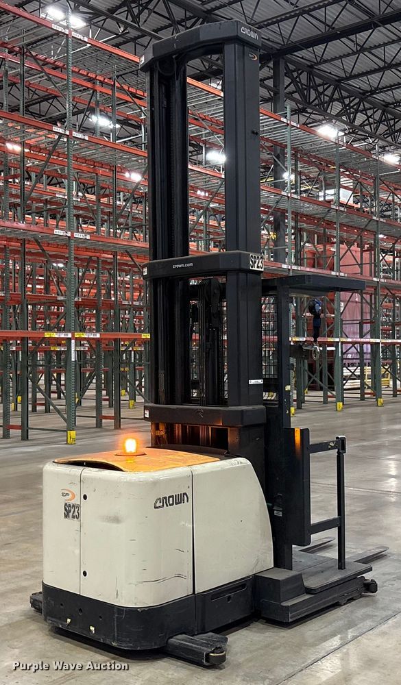 image for item EU4549 2018 Crown SP4050-30 order picker