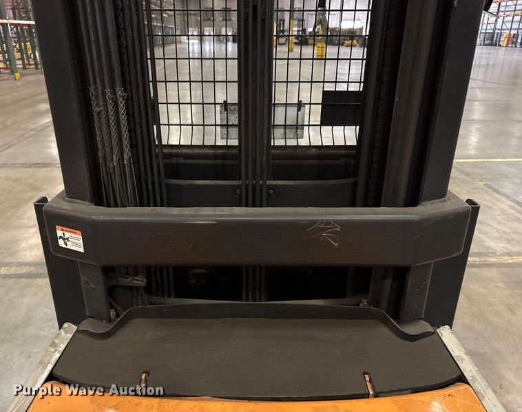 image for item EU4549 2018 Crown SP4050-30 order picker