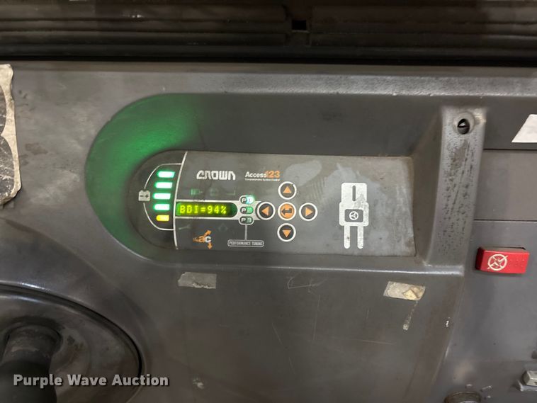 image for item EU4549 2018 Crown SP4050-30 order picker