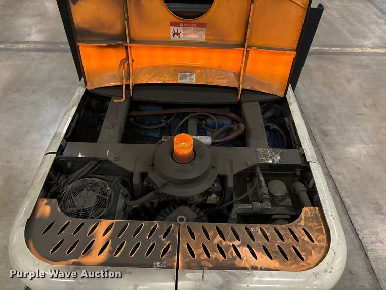 image for item EU4549 2018 Crown SP4050-30 order picker