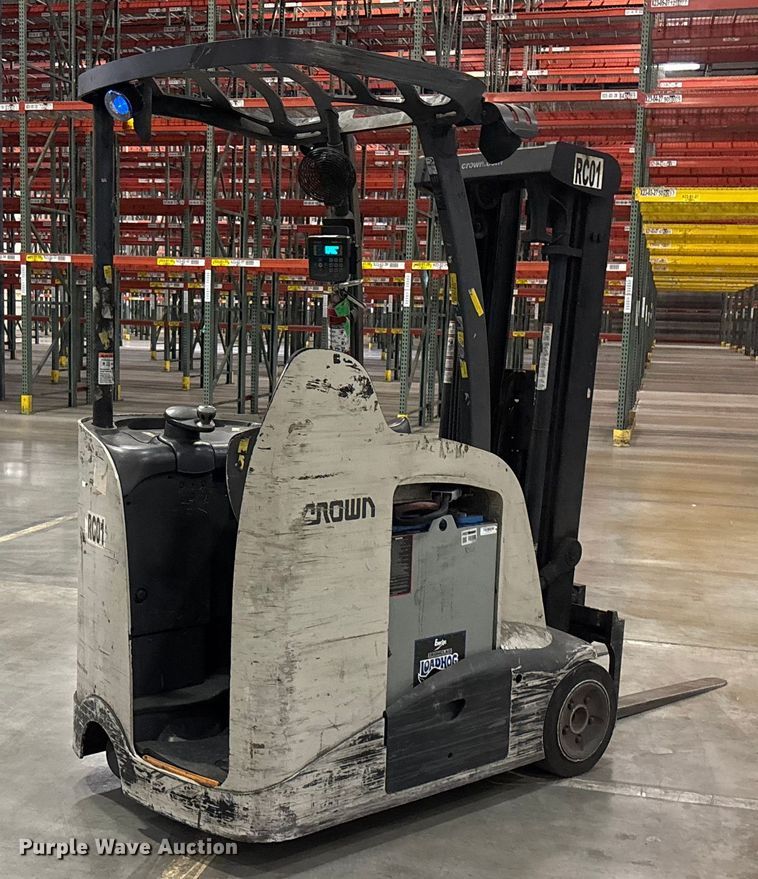 image for item EU4550 2017 Crown RC5545-45 forklift