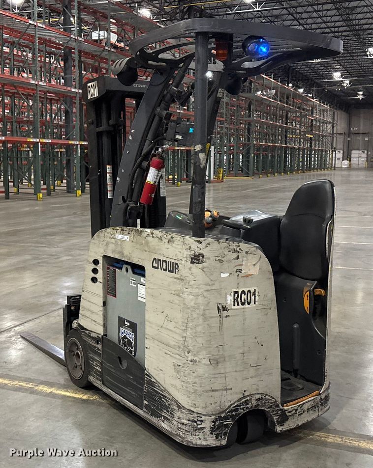 image for item EU4550 2017 Crown RC5545-45 forklift