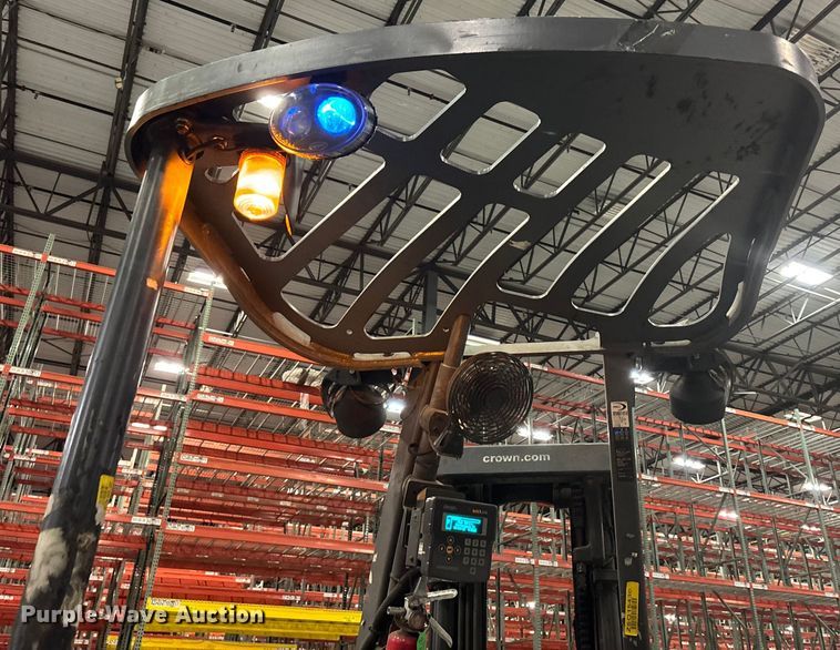 image for item EU4550 2017 Crown RC5545-45 forklift