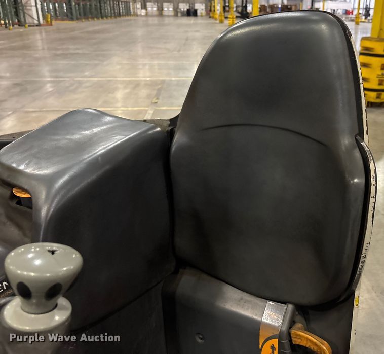 image for item EU4550 2017 Crown RC5545-45 forklift