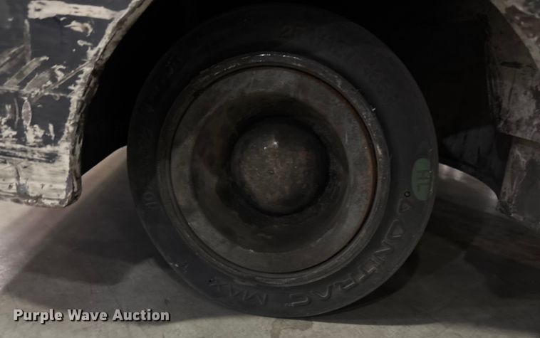 image for item EU4550 2017 Crown RC5545-45 forklift