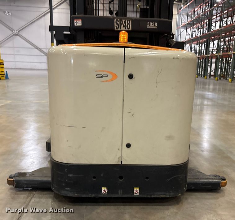 image for item EU4553 2020 Crown SP4050-30 order picker