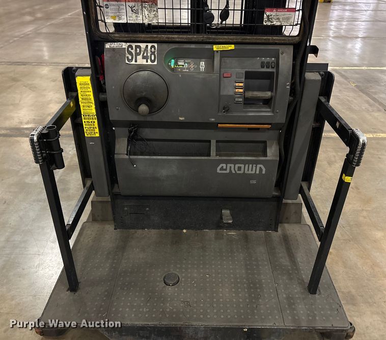 image for item EU4553 2020 Crown SP4050-30 order picker