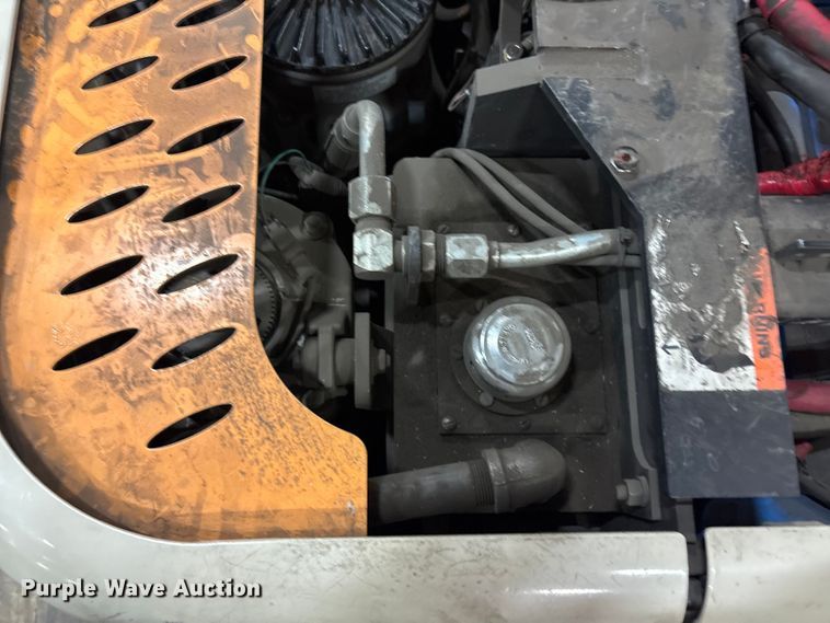 image for item EU4553 2020 Crown SP4050-30 order picker