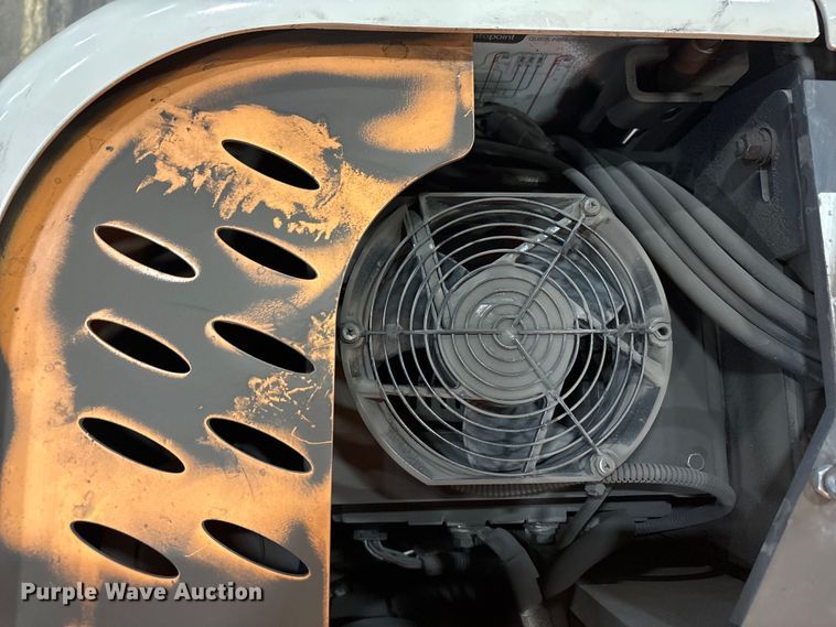 image for item EU4553 2020 Crown SP4050-30 order picker