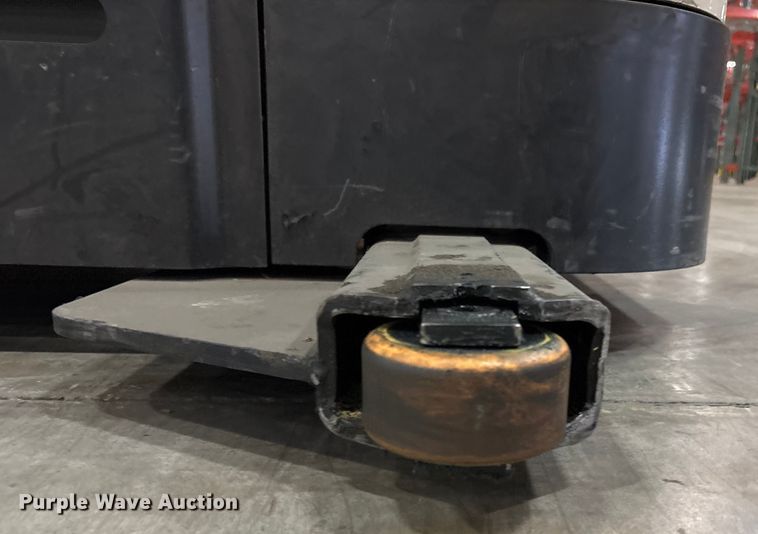 image for item EU4553 2020 Crown SP4050-30 order picker