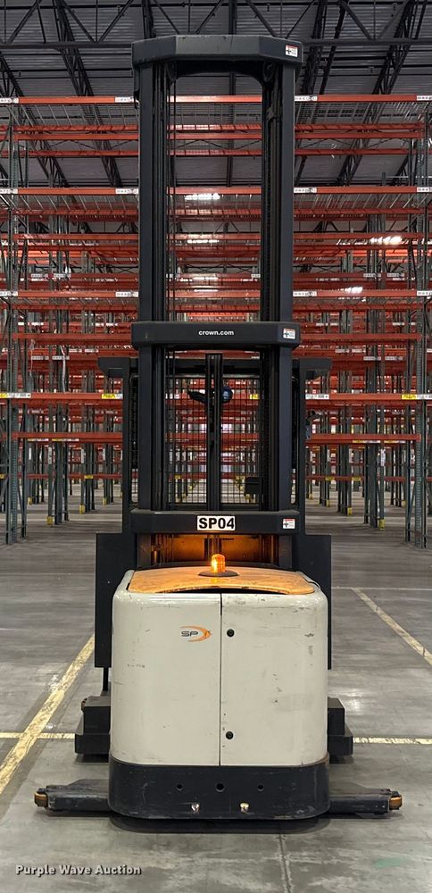 image for item EU7001 2017 Crown SP4050-30 order picker