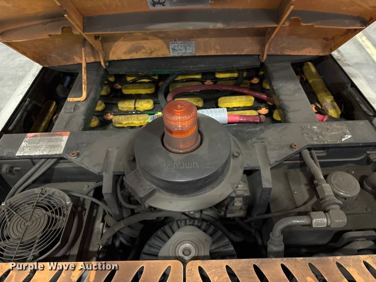 image for item EU7001 2017 Crown SP4050-30 order picker