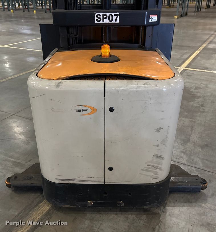 image for item EU7002 2017 Crown SP4050-30 order picker