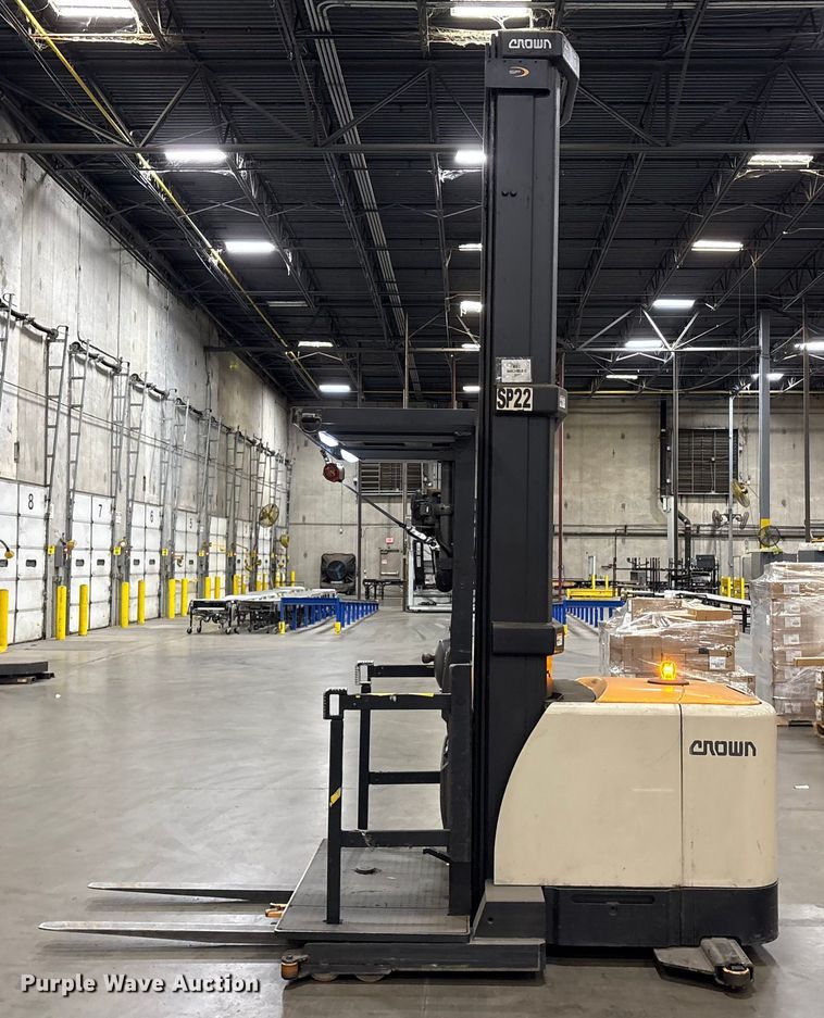 image for item EU7004 2018 Crown SP4050-30 order picker