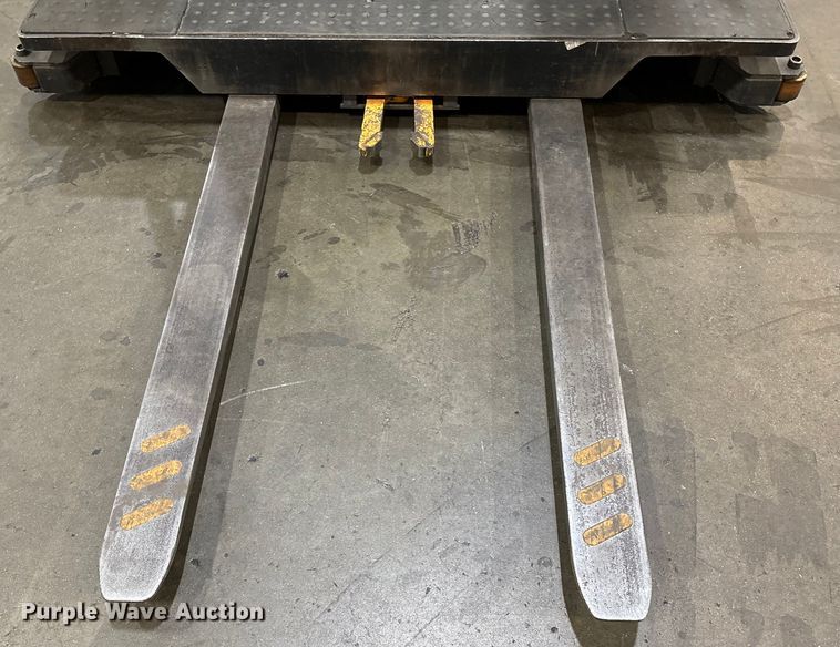 image for item EU7004 2018 Crown SP4050-30 order picker