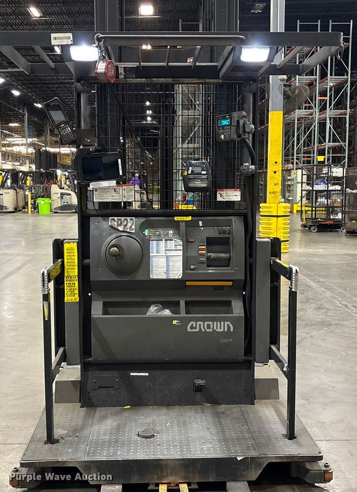 image for item EU7004 2018 Crown SP4050-30 order picker