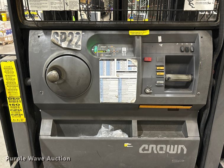 image for item EU7004 2018 Crown SP4050-30 order picker