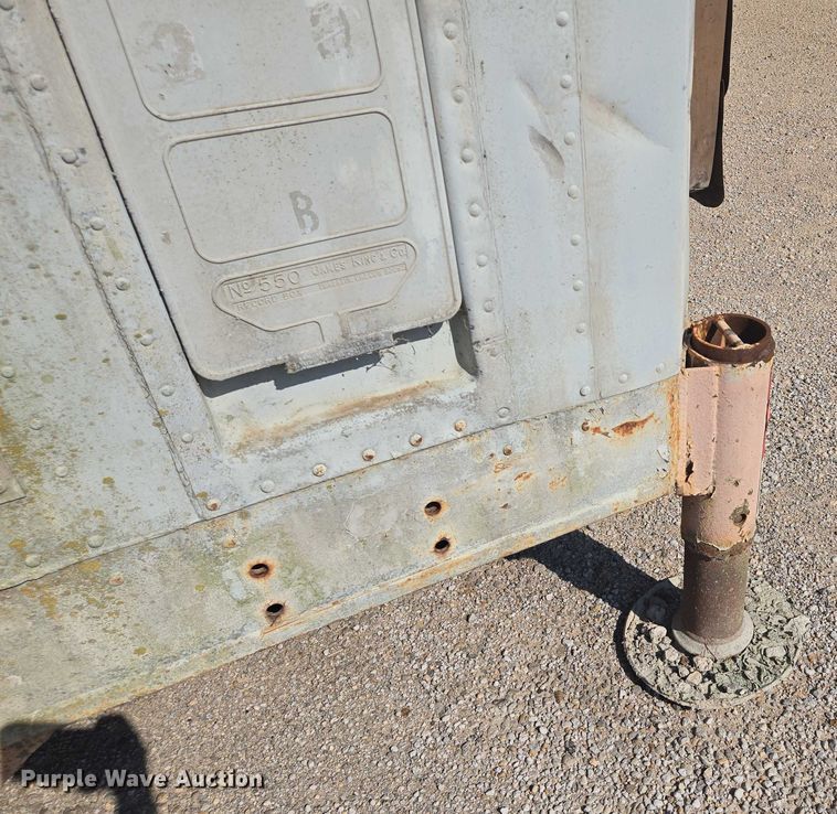 image for item EV1549 Loading dock