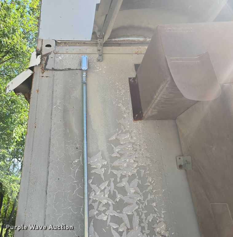 image for item EV1549 Loading dock