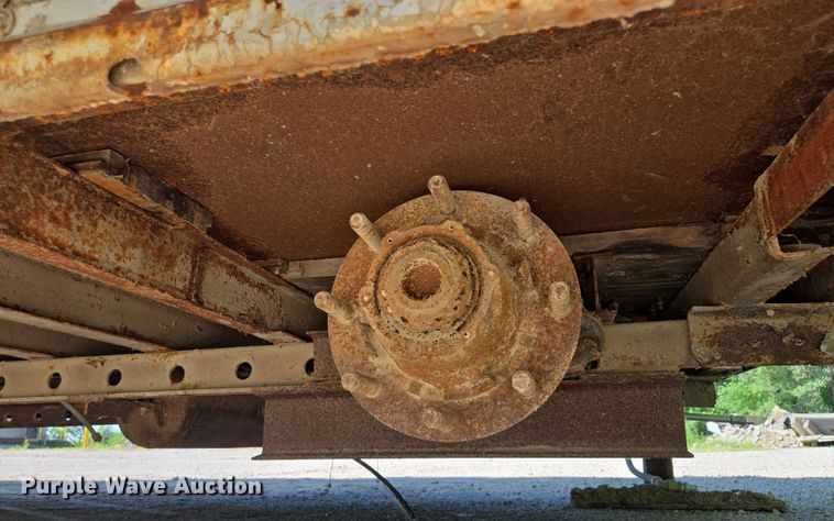 image for item EV1549 Loading dock