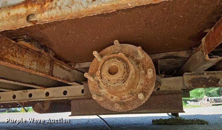 image for item EV1549 Loading dock