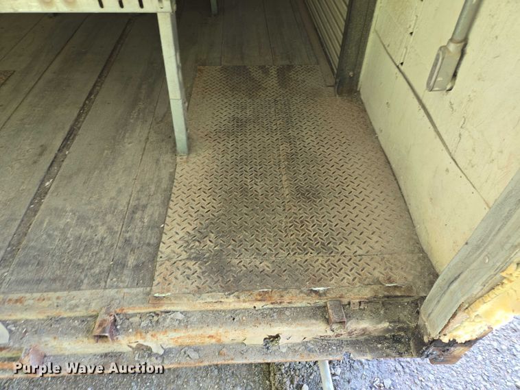 image for item EV1549 Loading dock