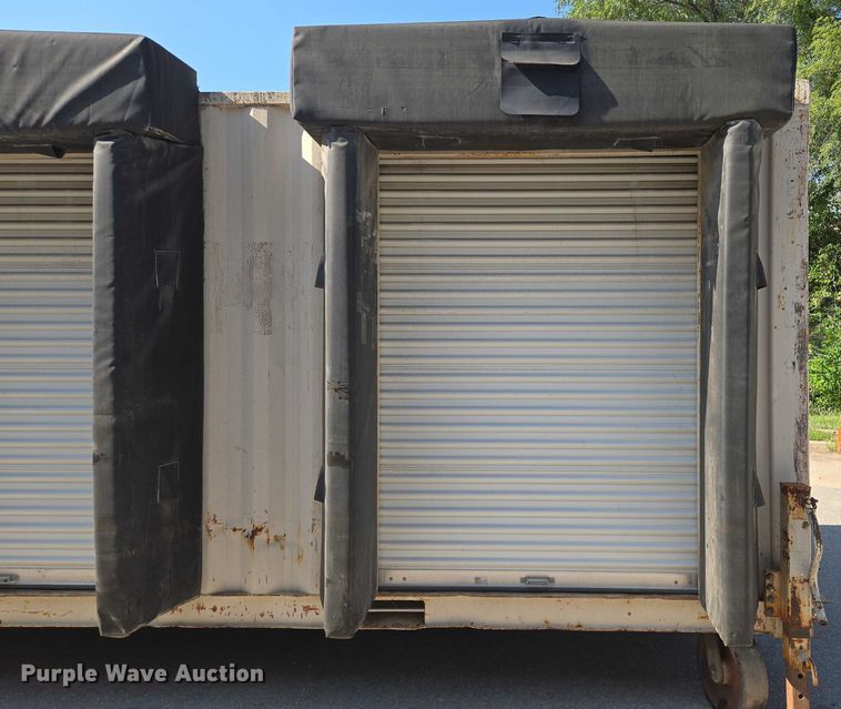 image for item EV1550 Loading dock