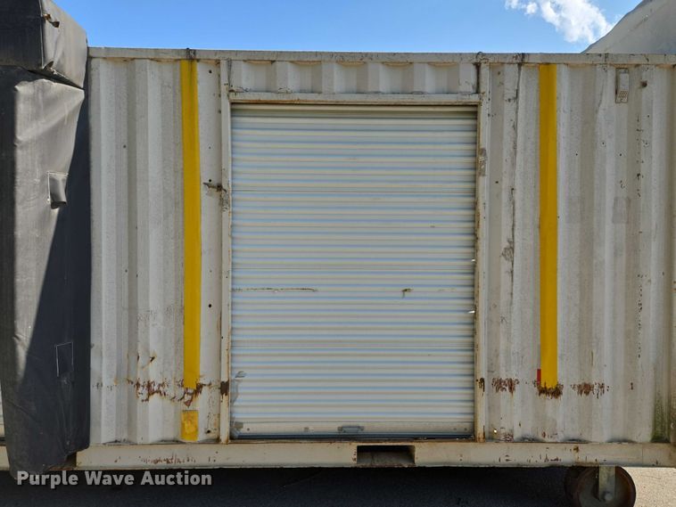 image for item EV1550 Loading dock