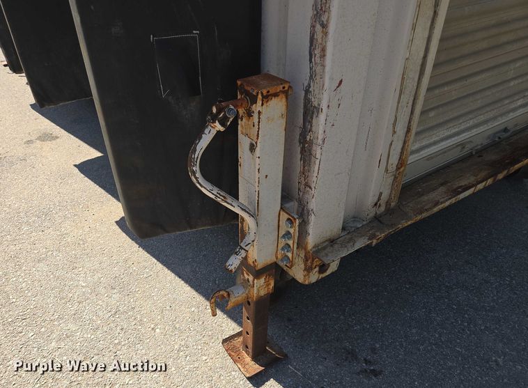 image for item EV1550 Loading dock